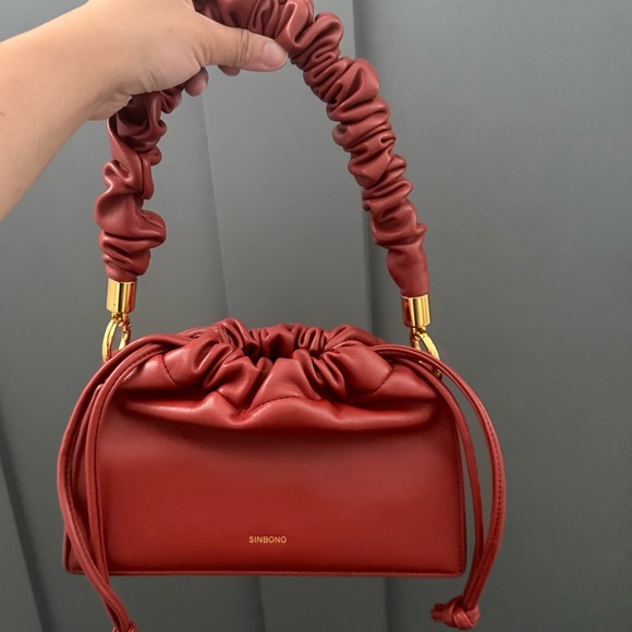 Sinbono vegan leather shoulder bag - Picture 1 of 16